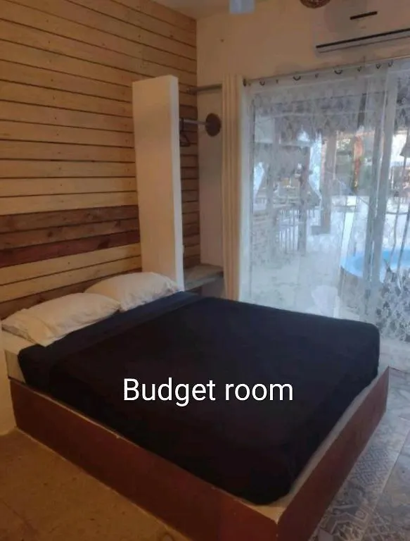 The All Inclusive Hostel - Food, Drinks And Transportation To The Beach And Cenotes Tulum 0*,